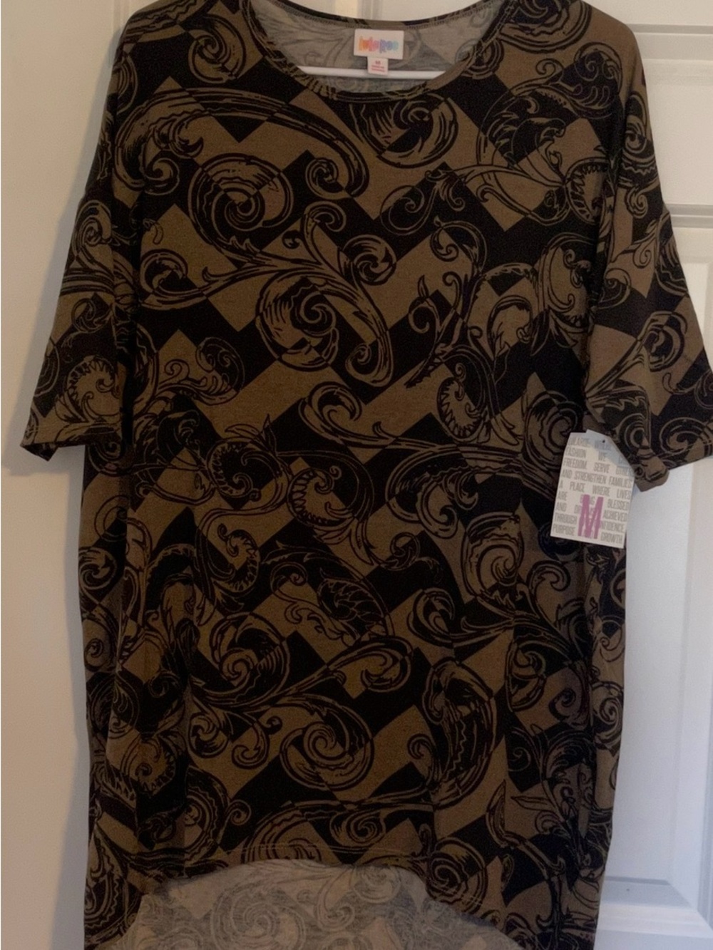 LuLaRoe Irma Black & Deep Gold Swirl Print Tunic